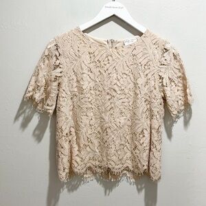 DRESS FORUM Women’s Beige Eyelash Lace Short Sleeve Blouse Fully Lined Size S